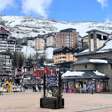 Ski Plaza Sierra Nevada & Zona Baja 外观 照片