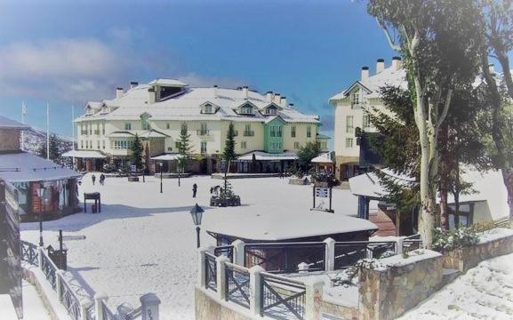 Ski Plaza Sierra Nevada & Zona Baja 外观 照片