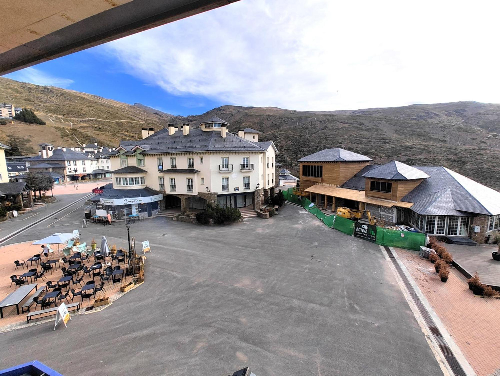 Ski Plaza Sierra Nevada & Zona Baja 外观 照片